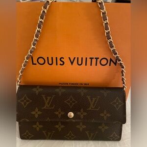 LOUIS VUITTON Authentic Monogram Clutch Wallet with Unbranded crossbody chain